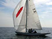 90e-01
