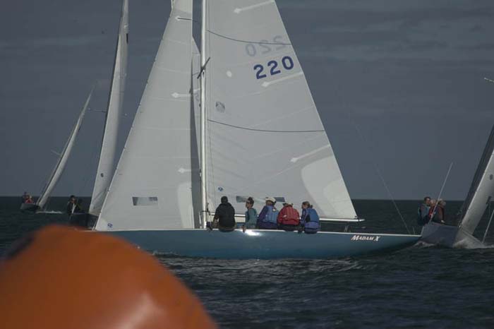 100_8124 - sail 220