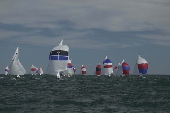 5D2W8230 - sail 220